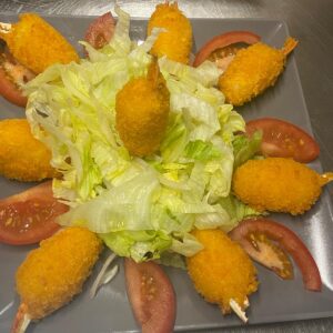 Chele di Granchio, Insalata, Pomodoro, Patatine Fritte